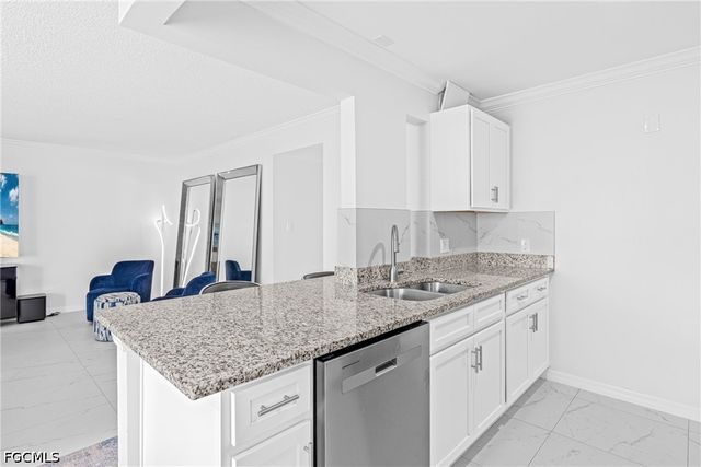 3225 E Riverside DR 34C, Fort Myers, FL 33916