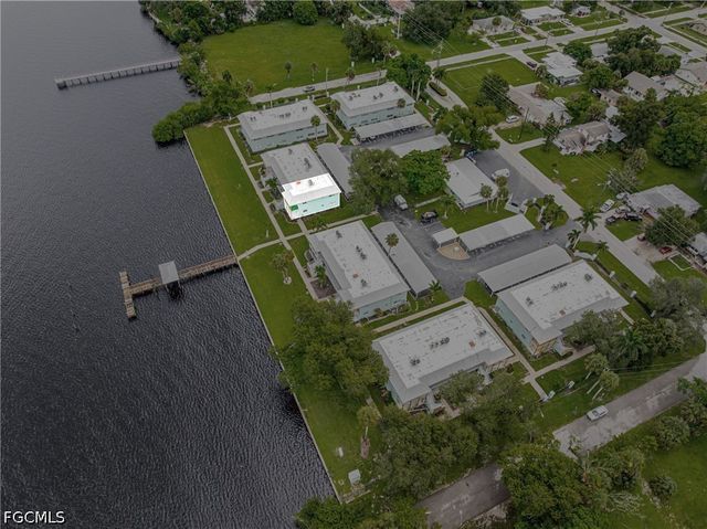 3225 E Riverside DR 34C, Fort Myers, FL 33916