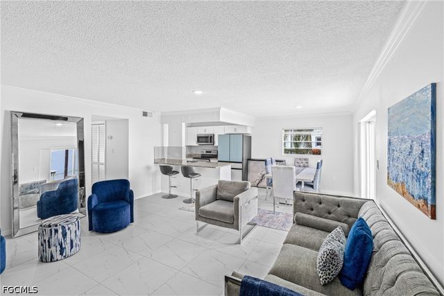 3225 E Riverside DR 34C, Fort Myers, FL 33916
