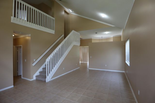 2202 SE 17th Avenue, Homestead, FL 33035