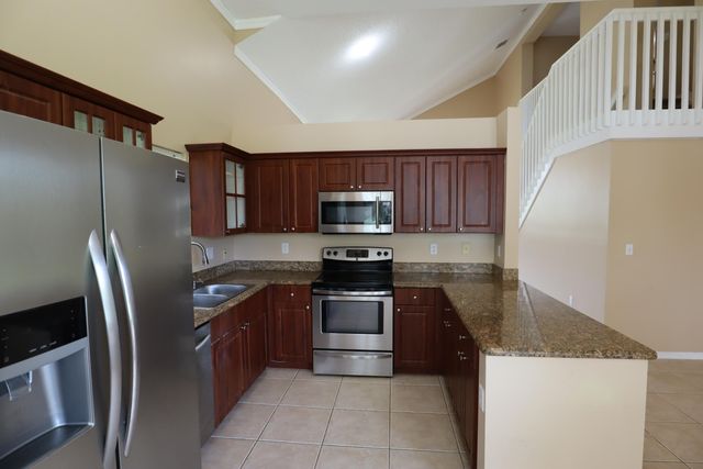 2202 SE 17th Avenue, Homestead, FL 33035