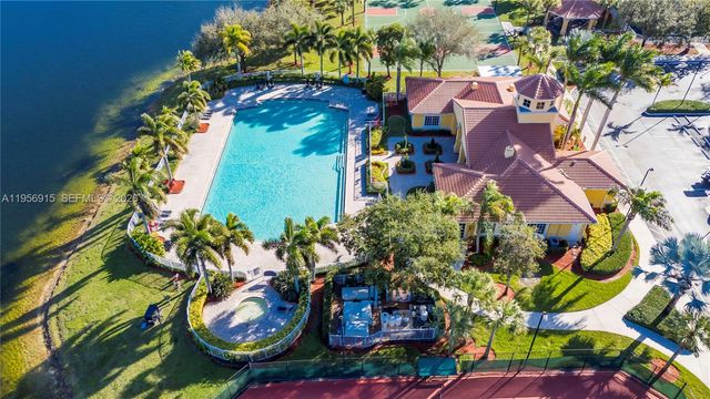 12409 SW 42nd St, Miramar, FL 33027