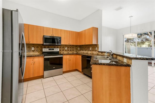 12409 SW 42nd St, Miramar, FL 33027