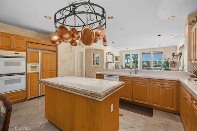 2 Salermo, Laguna Niguel, CA 92677