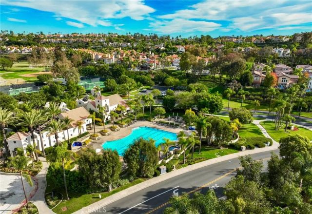 2 Salermo, Laguna Niguel, CA 92677