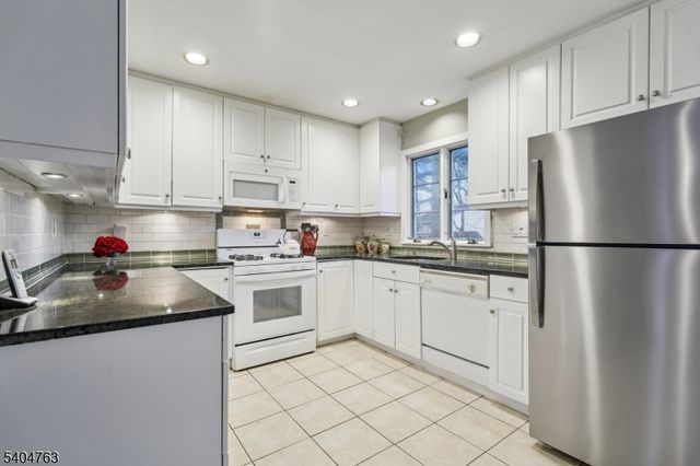 188 E Mount Pleasant Ave, Livingston Twp., NJ 07039