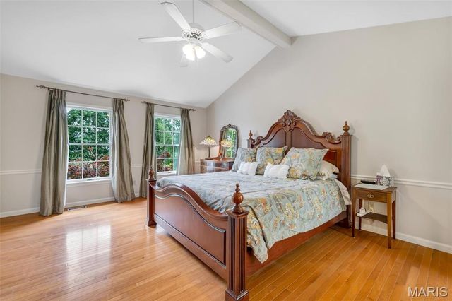 12543 Sunset Drive, St Louis, MO 63128
