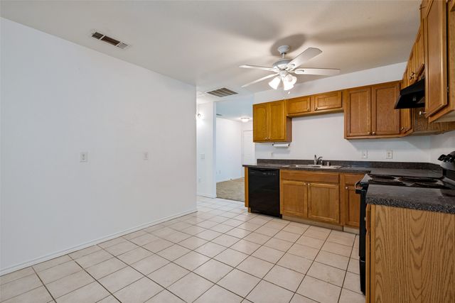 2932 Cypress Avenue, Dallas, TX 75227