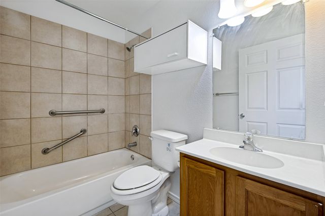 2932 Cypress Avenue, Dallas, TX 75227