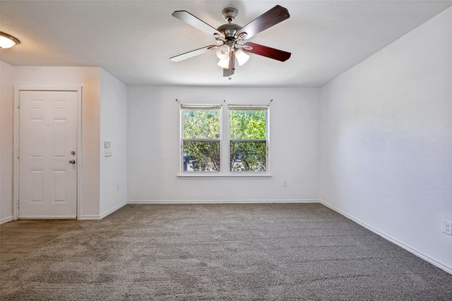 2932 Cypress Avenue, Dallas, TX 75227