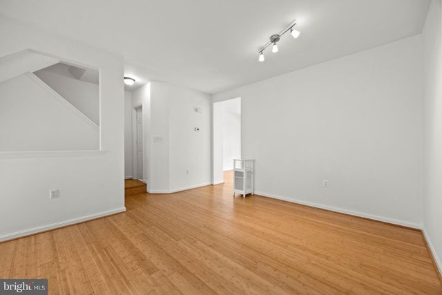 4097 FOUNTAINSIDE LN, Fairfax, VA 22030
