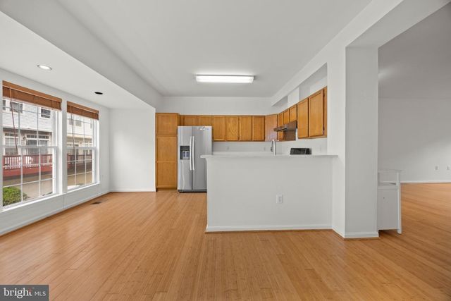 4097 FOUNTAINSIDE LN, Fairfax, VA 22030