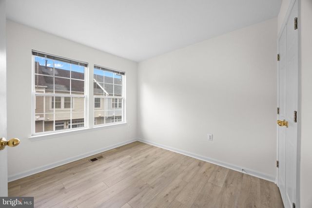 4097 FOUNTAINSIDE LN, Fairfax, VA 22030