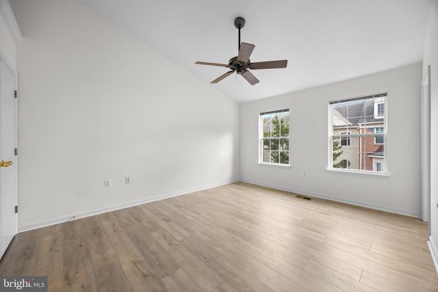 4097 FOUNTAINSIDE LN, Fairfax, VA 22030