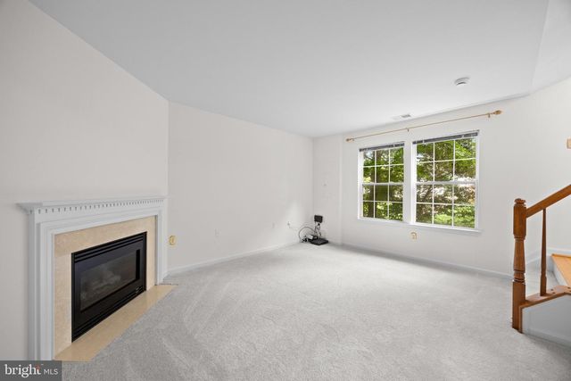 4097 FOUNTAINSIDE LN, Fairfax, VA 22030