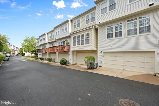 4097 FOUNTAINSIDE LN, Fairfax, VA 22030