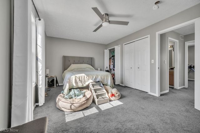 34955 Northview Circle, North Ridgeville, OH 44039