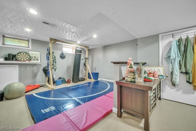 34955 Northview Circle, North Ridgeville, OH 44039