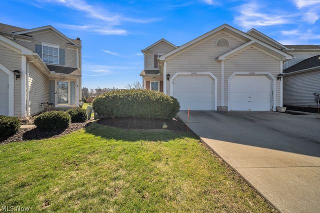 34955 Northview Circle, North Ridgeville, OH 44039