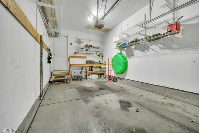 34955 Northview Circle, North Ridgeville, OH 44039