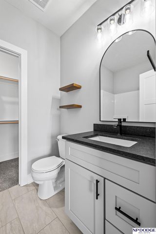 11926 S 117 Street, Papillion, NE 68046