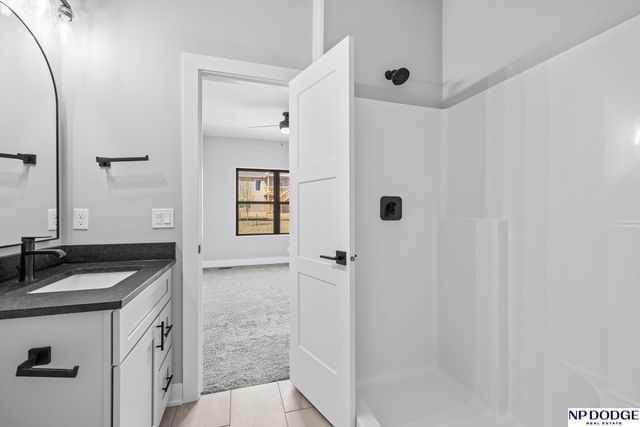 11926 S 117 Street, Papillion, NE 68046