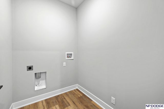 11926 S 117 Street, Papillion, NE 68046