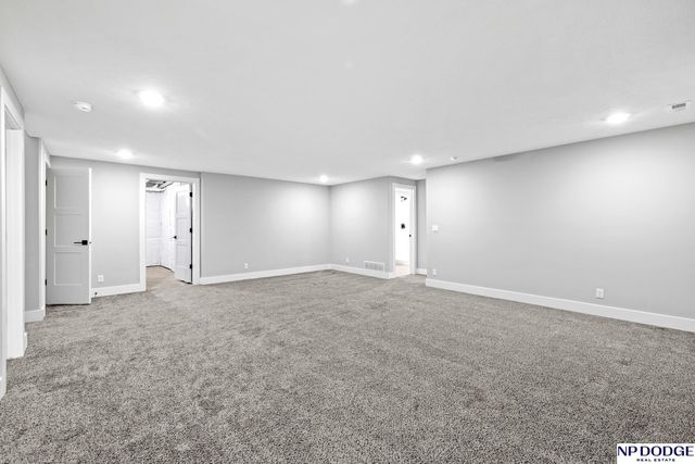 11926 S 117 Street, Papillion, NE 68046