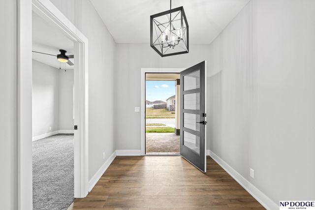 11926 S 117 Street, Papillion, NE 68046