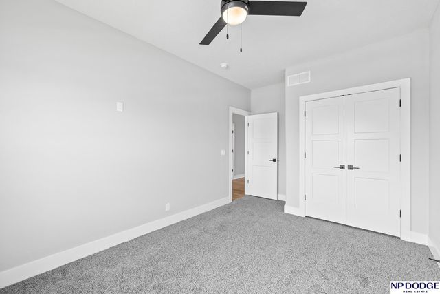 11926 S 117 Street, Papillion, NE 68046