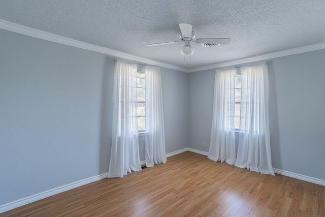 405 W 3rd Street, Anna, TX 75409