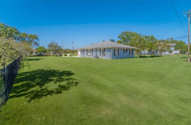 405 W 3rd Street, Anna, TX 75409