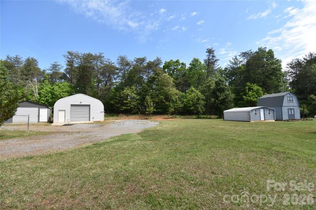 2681 Tumbleweed Drive, Lenoir, NC 28645