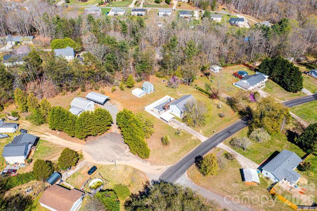 2681 Tumbleweed Drive, Lenoir, NC 28645