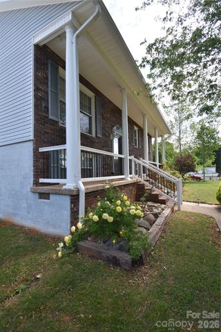 2681 Tumbleweed Drive, Lenoir, NC 28645