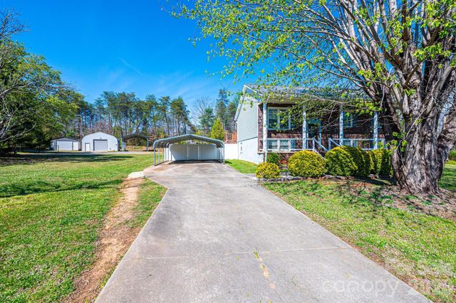 2681 Tumbleweed Drive, Lenoir, NC 28645