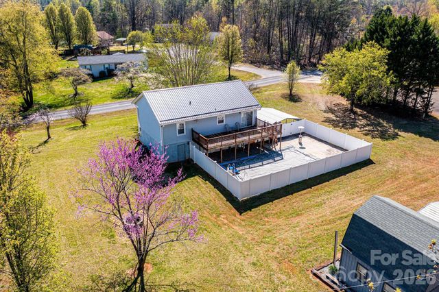 2681 Tumbleweed Drive, Lenoir, NC 28645