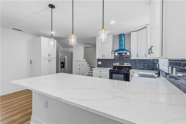 6089 Evans Drive, Rex, GA 30273