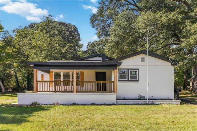 6089 Evans Drive, Rex, GA 30273