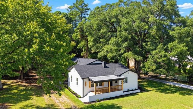 6089 Evans Drive, Rex, GA 30273