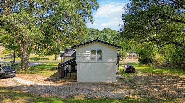6089 Evans Drive, Rex, GA 30273