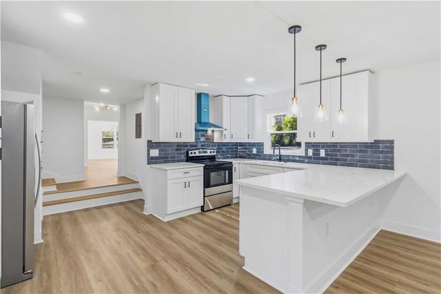 6089 Evans Drive, Rex, GA 30273