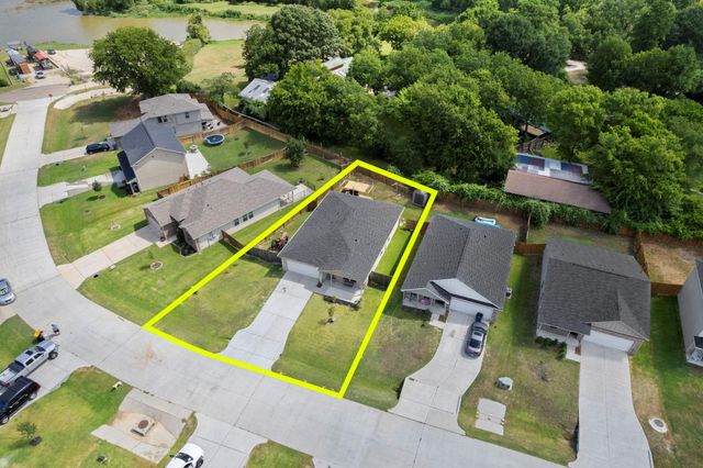 14129 Harlequin Drive, Willis, TX 77318