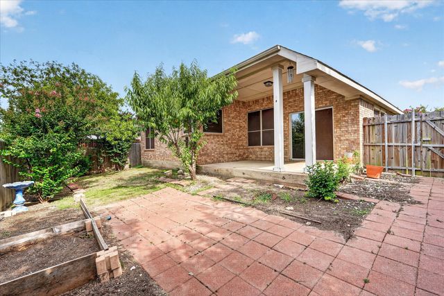 419 Red Sage Lane, Duncanville, TX 75137