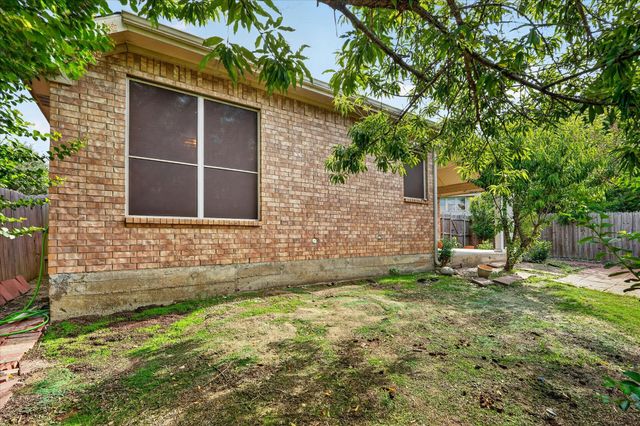 419 Red Sage Lane, Duncanville, TX 75137