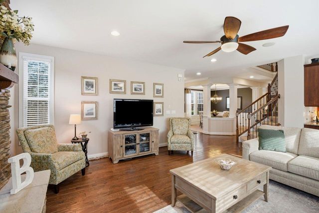 2567 Twin Hills Court, Union, KY 41091