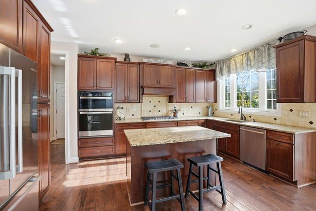 2567 Twin Hills Court, Union, KY 41091