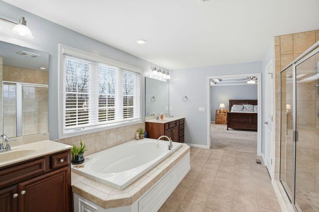 2567 Twin Hills Court, Union, KY 41091