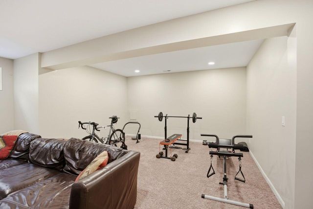 2567 Twin Hills Court, Union, KY 41091