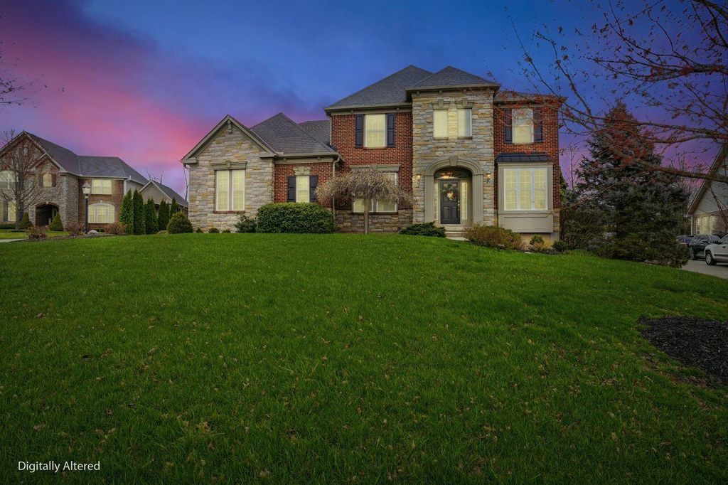 2567 Twin Hills Court, Union, KY 41091